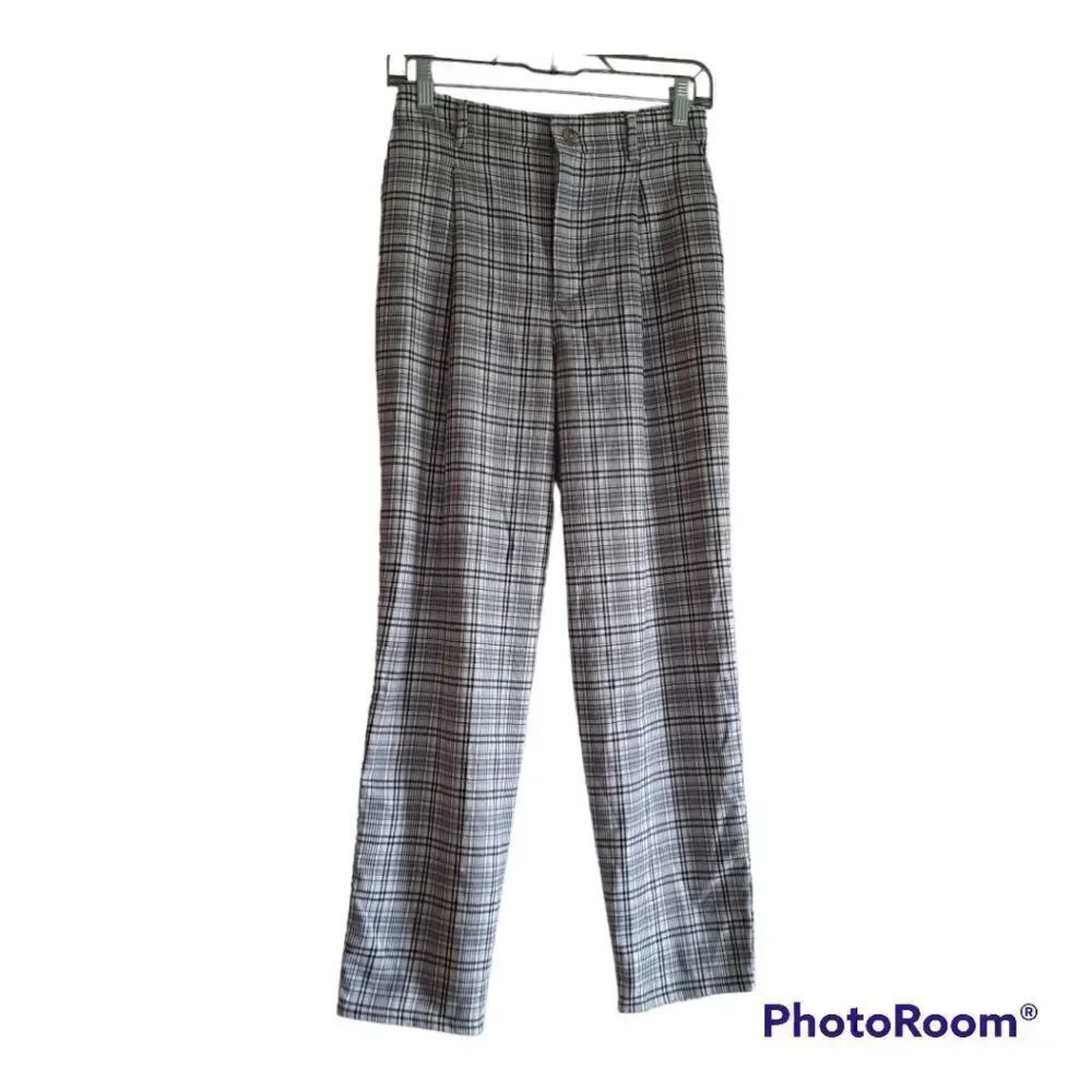 Hollister Women's Ultra High Rise Black White Gray Plaid Pleated Pants